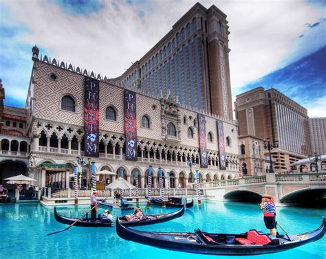 Venetian las vegas photos. The Venetian Resort – Oyster.com. Kid-Friendly. Standard rooms start at 650 square feet, among the biggest in Vegas. Excellent location on The Strip, near The Mirage and Wynn. More than 20 restaurants including eateries from Emeril Lagasse and Wolfgang Puck. Gondola rides, living statues, and "street performances" in replica Saint Mark's Square. 
