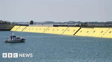 Venice test brings up floodgates for first time - BBC …