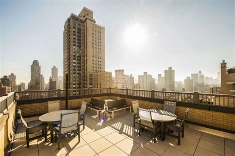 Ventana Condominiums at 150 East 85th St. in Upper East Side