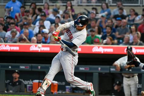 Verdugo’s bases-clearing triple helps Red Sox beat Twins 9-3, win fifth straight