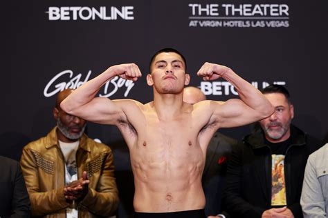 Vergil ortiz. Jul 25, 2020 · 318. 243. Percent. 48%. 18%. -- Courtesy of CompuBox. Vergil Ortiz Jr. took another step toward becoming a welterweight contender, stopping Samuel Vargas by TKO in the seventh round Friday night. 