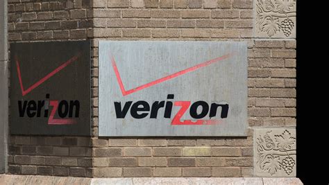 Verizon down des moines. Things To Know About Verizon down des moines. 