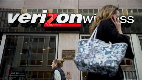 Verizon hiring near me. Hiring for multiple roles. ... transforming the way we connect around the world. Employer Active 14 days ago. Sales Manager in Training. Verizon Wireless Zone 3.3. Canton, MA. $65,000 - $150,000 a year. Full-time. Monday to Friday +2. ... Sales Associate - Verizon Authorized Retailer, TCC. 