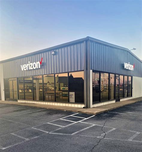 Verizon lawrenceburg tn. Victra 3.0 ★. Assistant General Manager. Lawrenceburg, TN. Employer est.: $15.00 Per Hour. Unfortunately, this job posting is expired. Don't worry, we can still help! Below, please find related information to help you with your job search. 