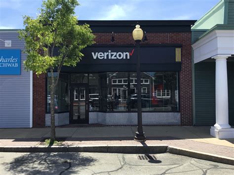 Find 2 listings related to Verizon Store Mashpee Commons in Whitman o