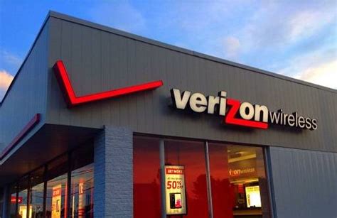 Find all Wakefield Rhode Island Verizon retail store locatio
