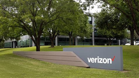 Verizon wireless ridge park square. As of 2015, Verizon Wireless offers free phones at no up-front cost if the customer agrees to a two-year commitment to one of its service plans. Several models are available, and o... 