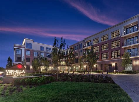 Vermella garwood. Vermella Garwood Station is a luxury apartment community with studio, one and two bedroom units, pool, fitness center, clubhouse and more. Located in Union County, NJ, it offers easy access to Westfield and Cranford. 
