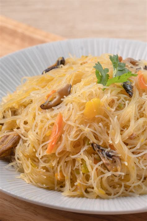 Vermicelli noodle. Stir fry for 1 min to soften the carrots slightly. Add the cabbage and continue stir frying until slightly softened, about 2 minutes. Season with salt and give it another mix. ¼ teaspoon salt. Add the mung bean vermicelli straight from the bowl of … 