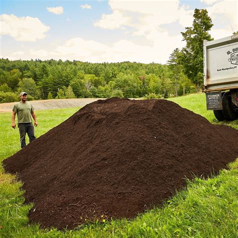 Vermont compost. Siing Your Composting Pad 1 Turned Windrow Composting Sizing Your Composting Pad Planning a windrow composting operation is a multistep process, which involves careful thought and consid-eration. The following guide has been created as part of a set of resources to help composters in Vermont effectively … 