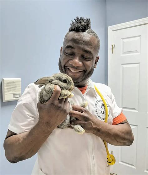 Vernard hodges net worth. Georgia vets Dr. Terrence Ferguson and Dr. Vernard Hodges are breaking down barriers and fixing critters with heart and humor as two of only 2% of black veterinarians in the United States. One hundred miles south of Atlanta, longtime friends Dr. Hodges and Dr. Ferguson own and operate Critter Fixer Veterinary Hospital. Together … 