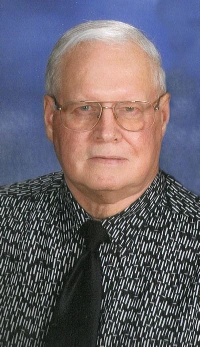 Vernon Peterson – Mountain Lake, MN Pharmacist