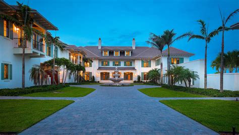 Vero beach homes. Vista Plantation. Vero Beach, Florida. Treasure Coast Area. For Sale. High $100ks - High $200ks. 564 Homes (21 for sale) 55+ Age Restriction. Resale Homes Only. 1985 - 1989. 