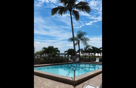 Very Bad RCI Resort in Marco Island - Review of Sunrise Bay …