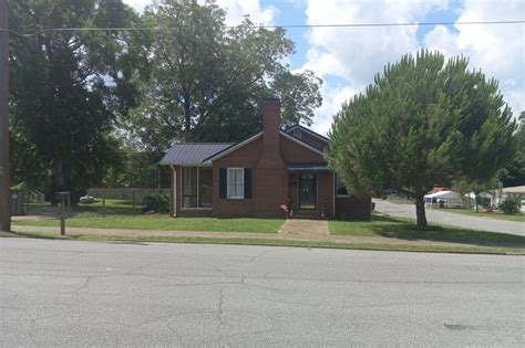 Veterans Service Department, Cedartown, GA - 100 Prior St.