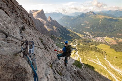 Via ferrata grades italy.  Comparison of the various difficulty ladders ...