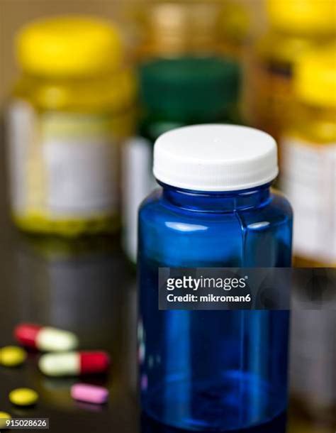 Viagra Bottle Photos and Premium High Res Pictures - Getty Images