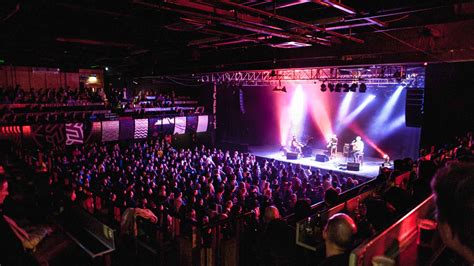 Vicar street in dublin. Oct 26, 2022 ... With a seated capacity of 1,050, Vicar Street, developed by entrepreneur Harry Crosbie, has been Irish music venue of the year five times ... 