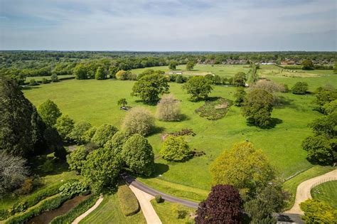 Vicars Hill Lodge, Boldre, Hampshire - British Listed Buildings