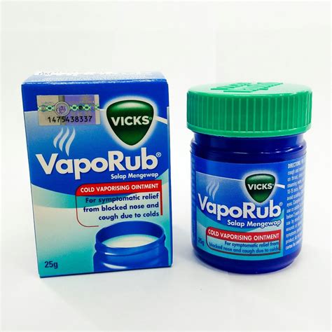 Vicks vaporub for teeth and gums. As discussed earlier, Vicks VapoRub contains several ingredients that can be detrimental to your oral health when applied to teeth: Menthol (2.6%) : This ingredient, while providing a cooling ... 