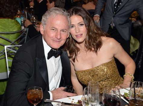 Victor Garber Jennifer Garner Wedding