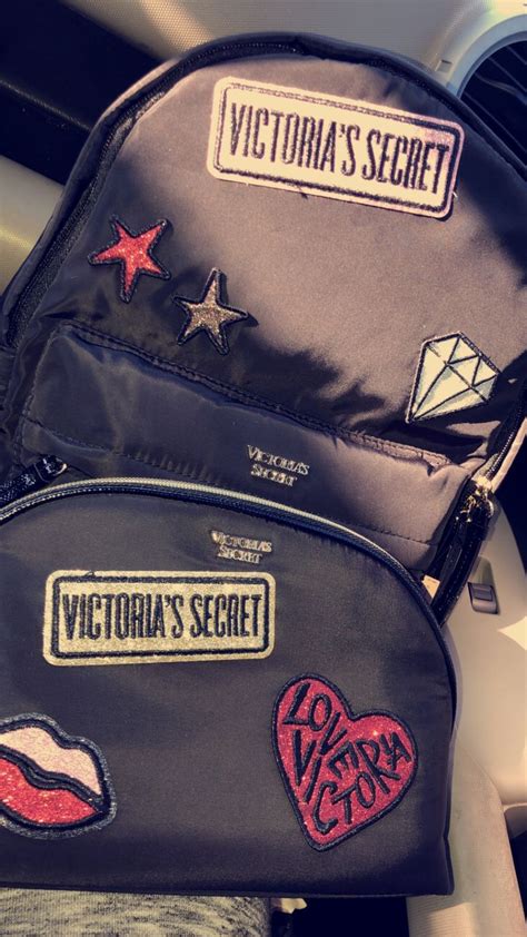 Victoria's Secret Pink Pouch: A Comparative Guide to Style and Functionality