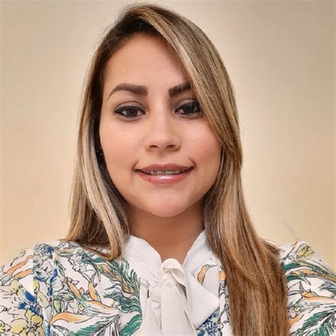 Victoria Perez Linkedin Guayaquil