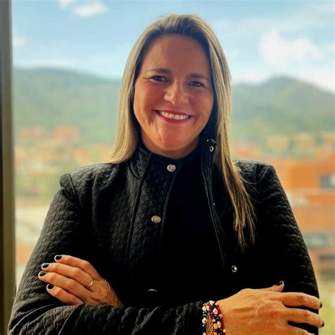 Victoria Rivera Linkedin Medellin