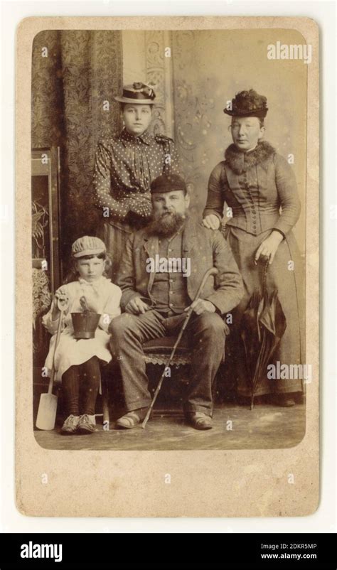 Victorian cdv photo girl bucket & spade Sandown Isle of Wight ...