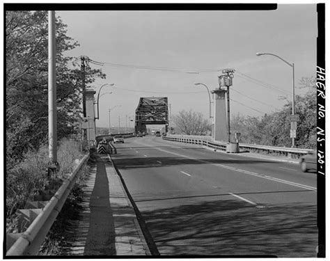 View full size Patti Sapone/The Star-Ledger A view of the Victory Bridge connecting Perth Amboy and South Amboy. SAYREVILLE — An older man jumped off of the Victory Bridge in Middlesex County ...
