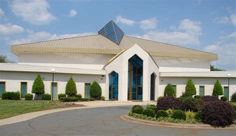 Victory christian center. Victory Christian Center is a non-denominational ministry in Charlotte, North Carolina where we are touching and changing lives for the glory of God. Our vision is to minister to the Body of ... 