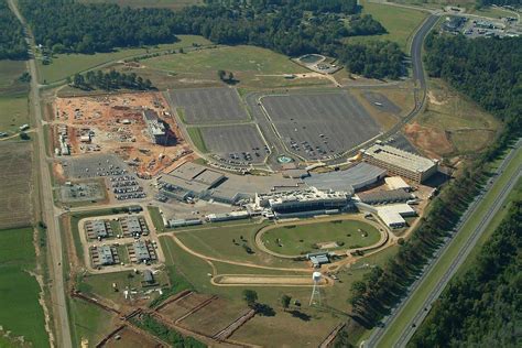 Victoryland. Victoryland President Dr. Lewis Benefield said he's hoping state lawmakers and voters will approve a plan to allow full-fledged casinos at Victoryland and Alabama's three other greyhound tracks. 