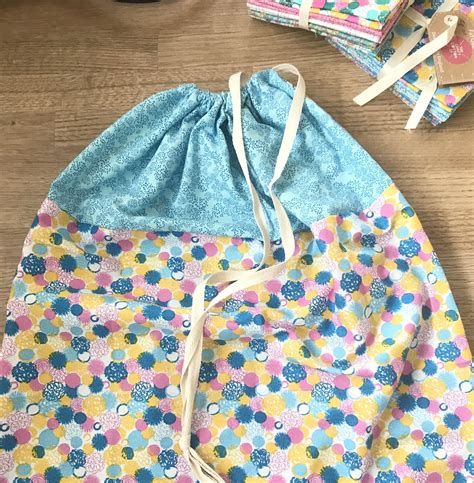 Video Tutorial How to make a Draw String Bag Goldstitch
