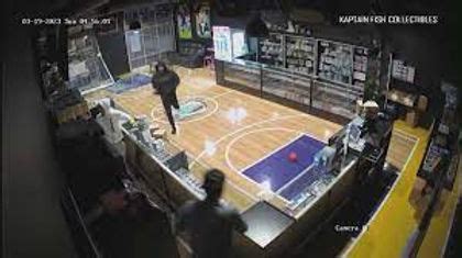 Video captures thieves smashing into Tujunga shop, stealing over $1 million worth of collectible items