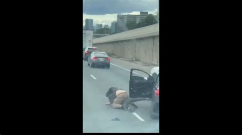 Video shows fists flying during rush hour wrestling match on Toronto highway