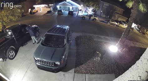 Video shows suspects in 18 car break-ins in Highlands Ranch