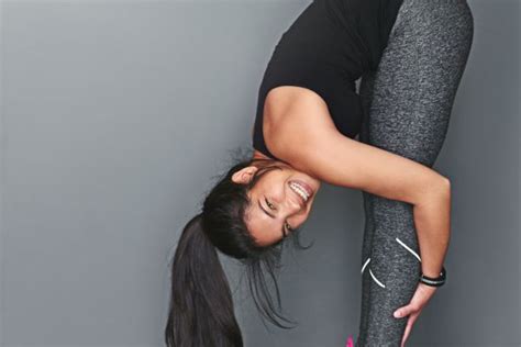 Videogirl lick her own clit. .  ...