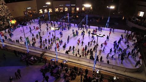 Viejas ice skating. November 8, 2021 (Alpine) – Southern California’s largest outdoor ice skating rink at Viejas Casino & Resort will reopen for the holiday season November 12 and will remain open … 