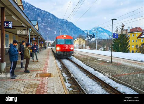 Vienna to Bad Ischl by Train from € 19.59 - Trainline