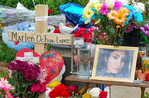 Vigil held on 4th anniversary of the murder of Marlen Ochoa Lopez and her infant son