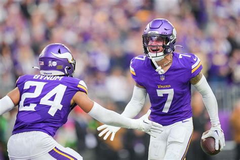 Vikings’ Byron Murphy credits Harrison Smith’s selfless act for his interception