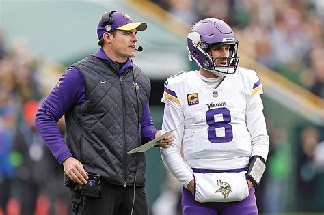 Vikings confirm quarterback Kirk Cousins has torn Achilles tendon