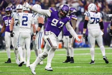 Vikings defensive tackle Harrison Phillips is Walter Payton NFL Man of the Year nominee