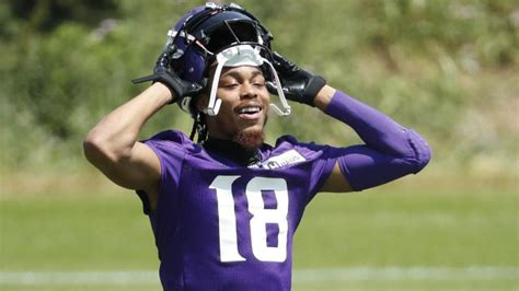 Vikings get Jefferson back for minicamp as star WR takes contract talk in stride