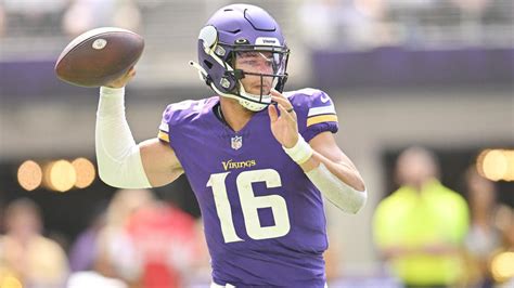 Vikings rookie QB Jaren Hall learning from Kirk Cousins and Nick Mullens, not trying to take their spots