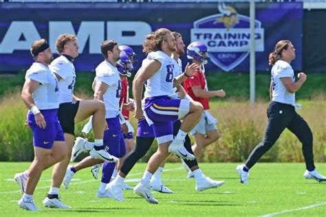 Vikings tight end T.J. Hockenson battling illness, which explains his recent absence