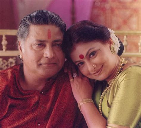 Vikram Gokhale - Wikipedia