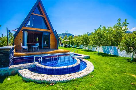 veodersti.rgarabwor.edu.pl. 