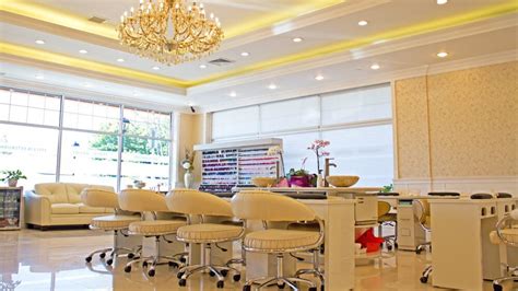 Villa nail spa. Get the royal treatment and unwind in immaculate settings while being pampered in style.Book your appointment now or you can visit 507 E ST CHARLES RD STE A/B VILLA PARK IL 60181. During Daylight Saving Time (DST), open on Sundays from 11 AM to 4 PM. DST ends, closed on Sundays. Book Now. L A Nails Spa II. 
