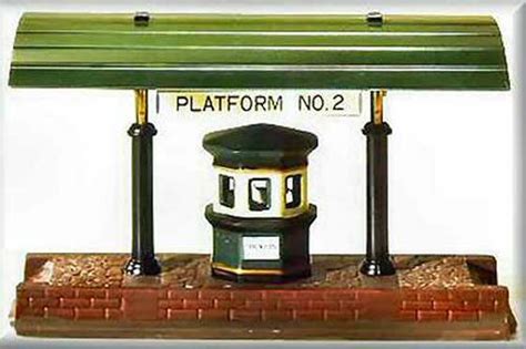 Village Station Train Platform Dickens Village - Dept.56 Retirees